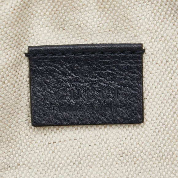 GUCCI Authentic Black Leather Shoulder Bag - Picture 8 of 12